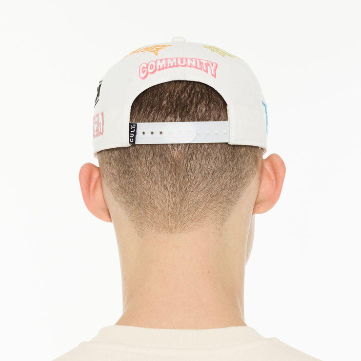 LOGO MESH BACK TRUCKER HAT "CULT COMMUNITY"