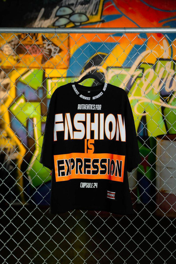 Expression Crop Tee